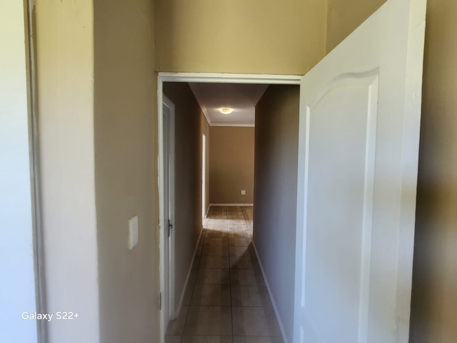 To Let 5 Bedroom Property for Rent in Klapmuts Western Cape